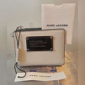 Marc Jacobs Workwear Mini Compact Bifold White Leather Zip Wallet